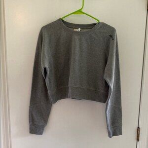 Casual Gray Cropped Sweatshirt